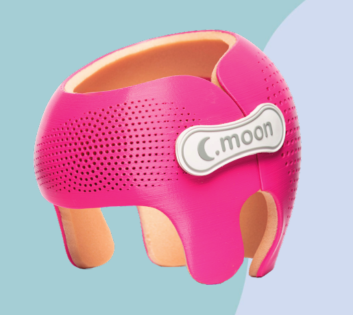 Órtese craniana C.moon na cor magenta, vista em detalhe